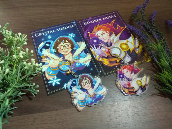 Overwatch x DOTA keychains